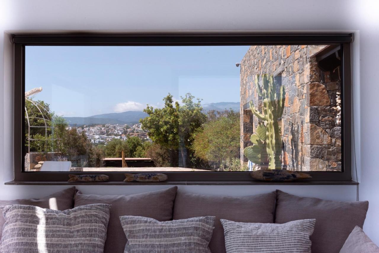 Villa Aiolos: Above The Sea, Within Agios Nikolaos Exterior foto